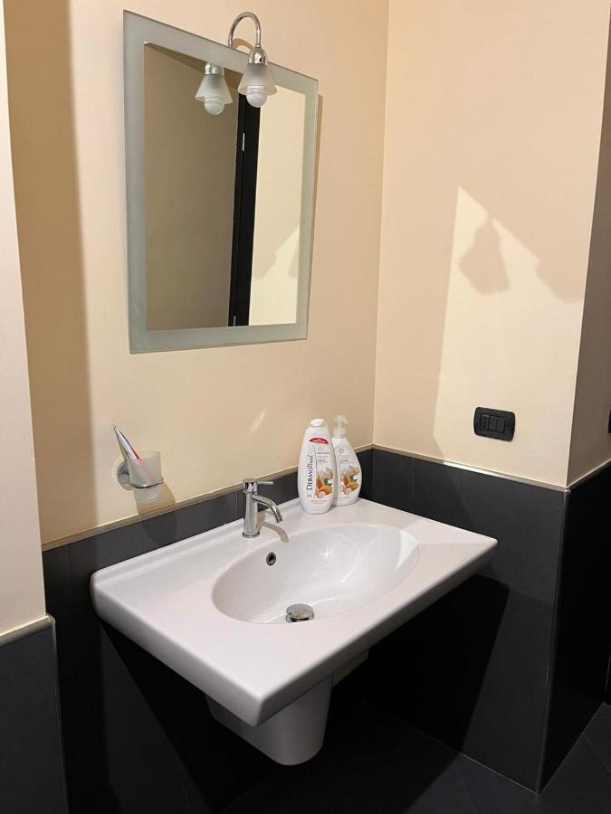 Casa Vacanza Adorno チェファル エクステリア 写真