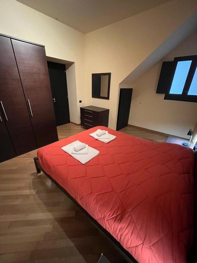 Casa Vacanza Adorno チェファル エクステリア 写真